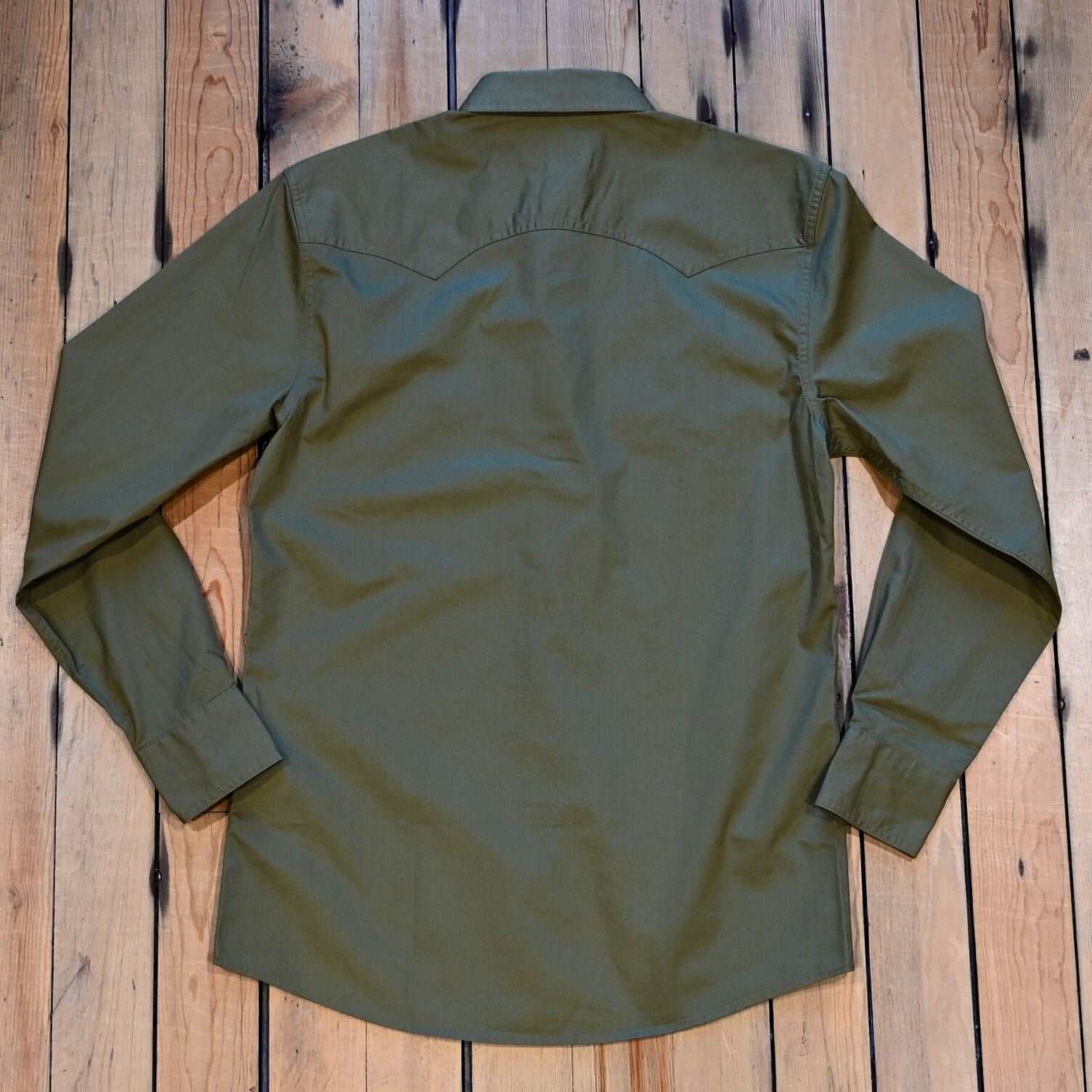 Schaefer Outfitter Slub Twill Shirt in olive cotton with snap closure and Western yoke
