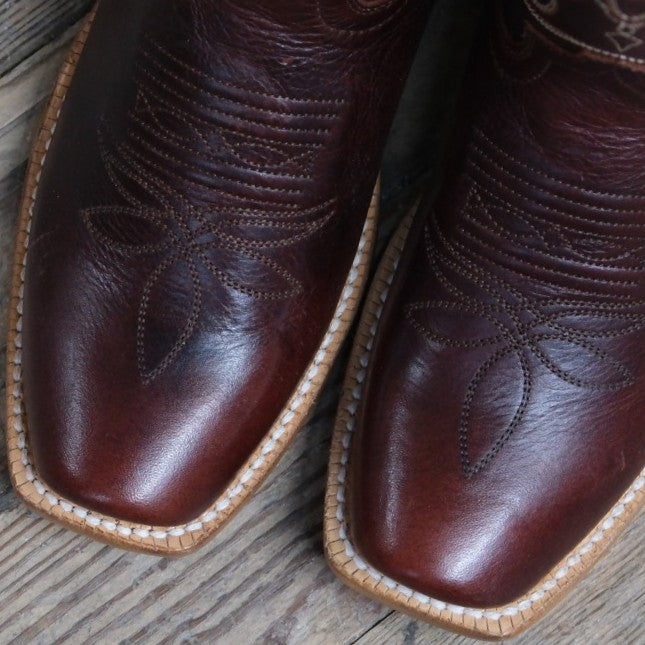 Hyer Boots Meriden in Brown with white stitching and cutter toe.