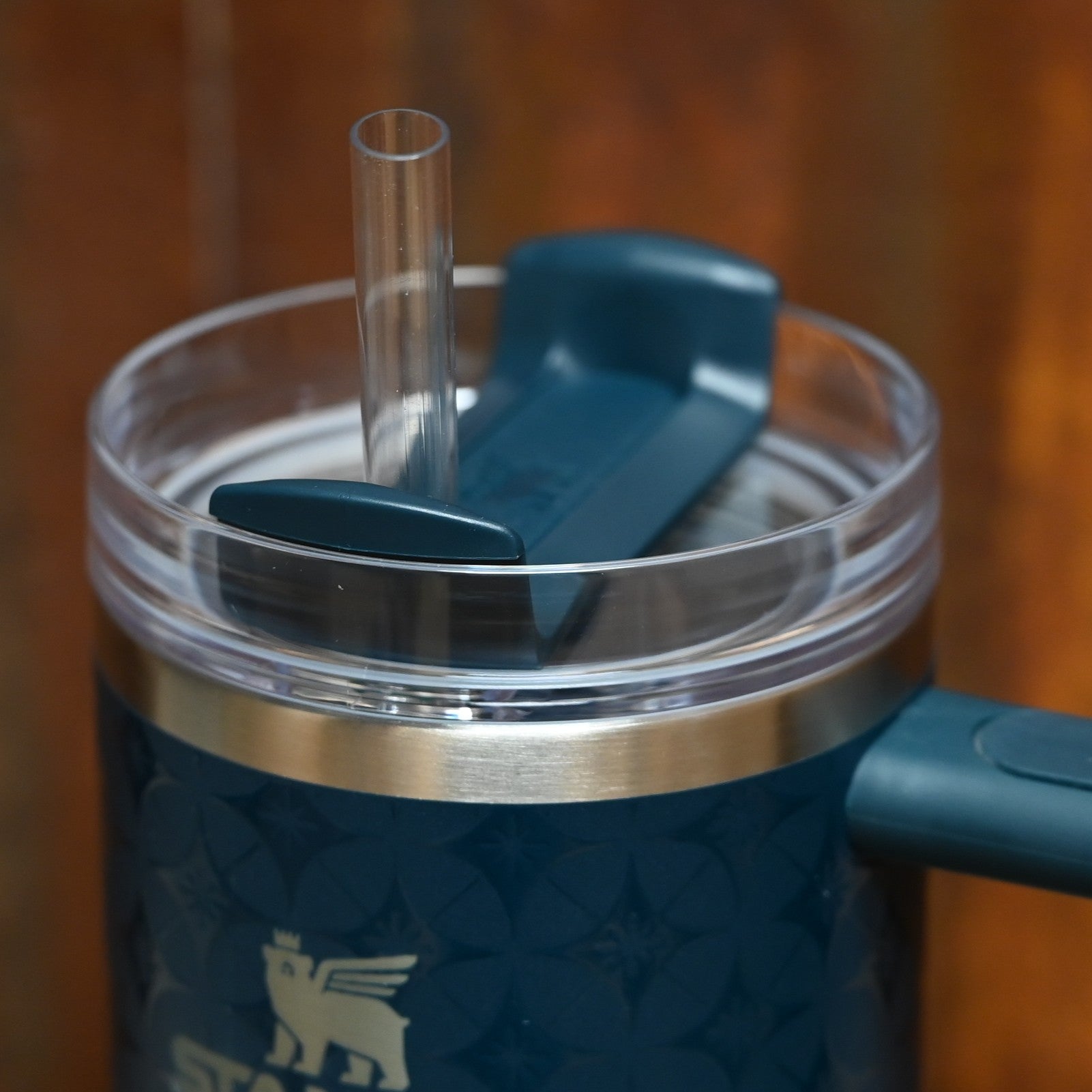 Stanley The Quencher H2.0 FlowState Tumbler 30 oz in Ponderosa Star with FlowState lid and comfort-grip handle