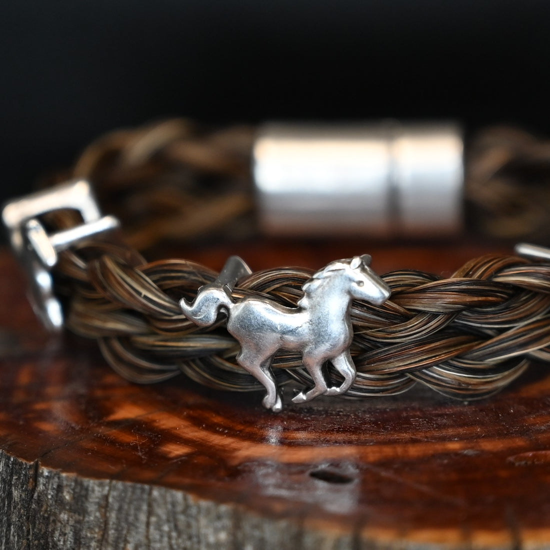 Cowboy Coll. Open Plains Magnetic Clasp Bracelet view of detail