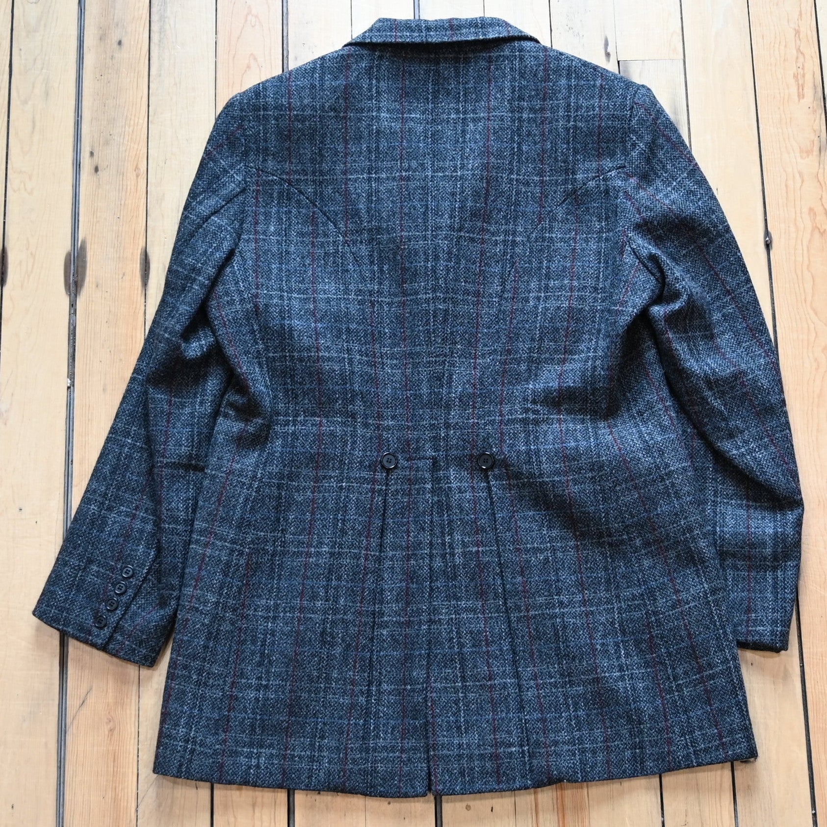 Frontier Men’s LB Town Coat grey plaid back view