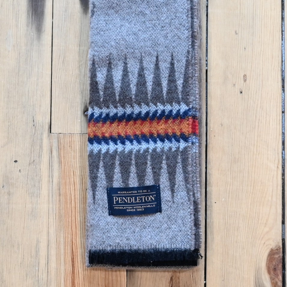 Pendleton jacquard wool scarf in Sawtooth Buck pattern with fringe.