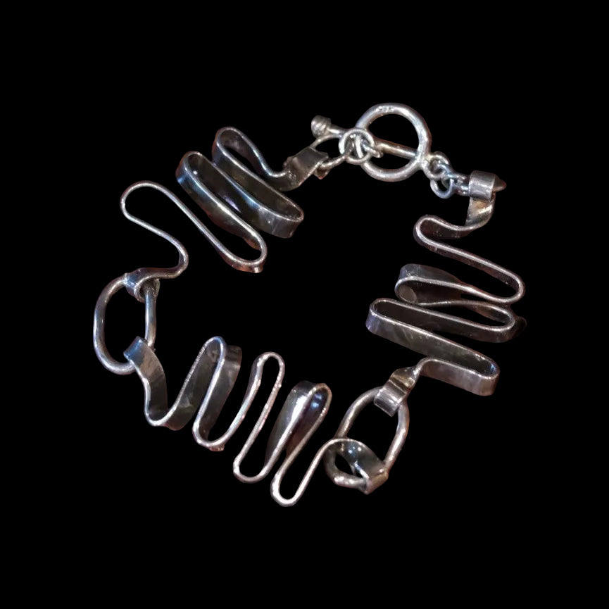 Rubio Enterprises Sterling Silver Squiggle Ribbon Link Toggle Bracelet