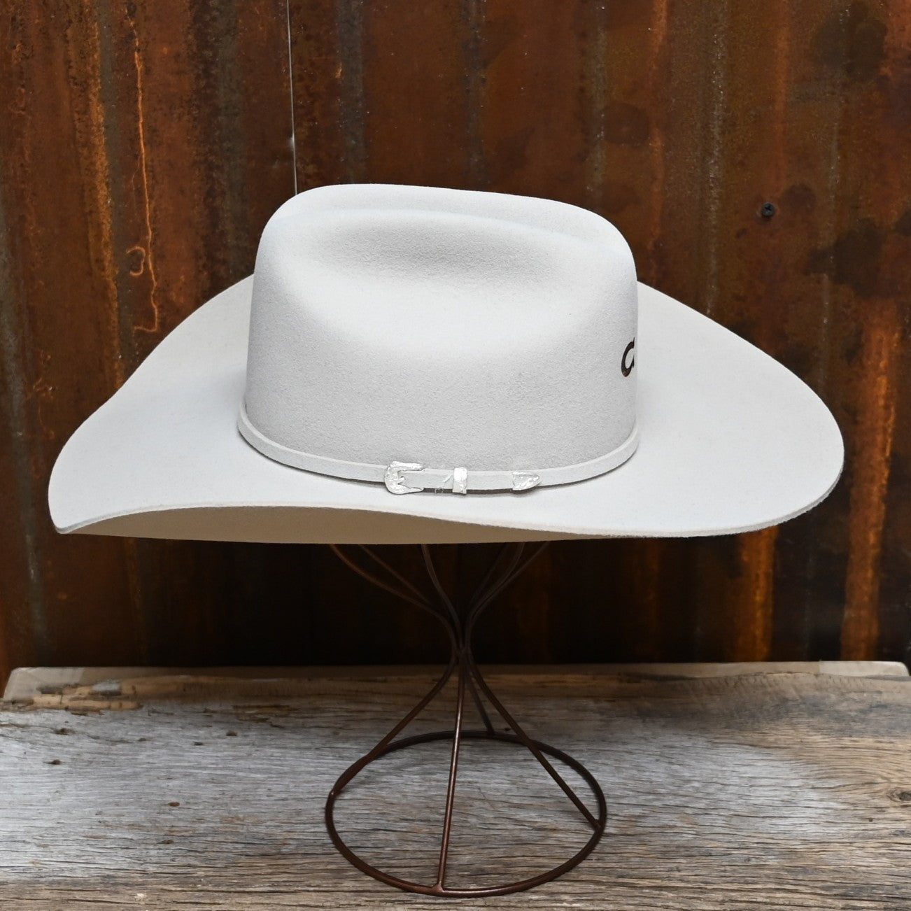 Charlie 1 Horse “The Cowgirl” Ranch Tan felt hat with cattleman crown and branded "C"