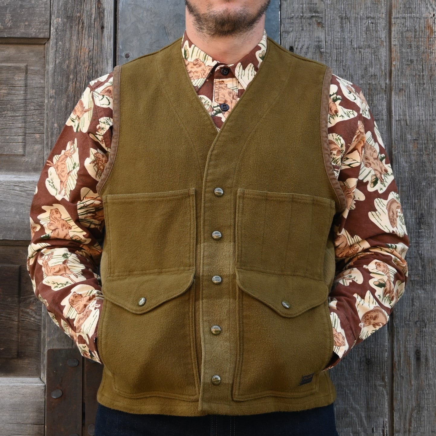 Filson Beartooth Cruiser Vest – Marsh Olive Blanket Stripe – Atomic 79
