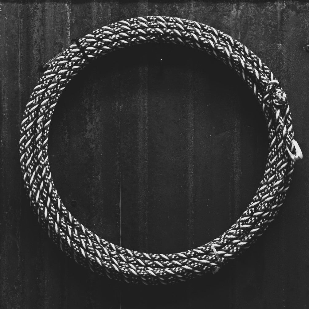 310 Ranch Life Surprise Me waxed cotton ranch rope 5-strand 5⁄16″ with assorted colors