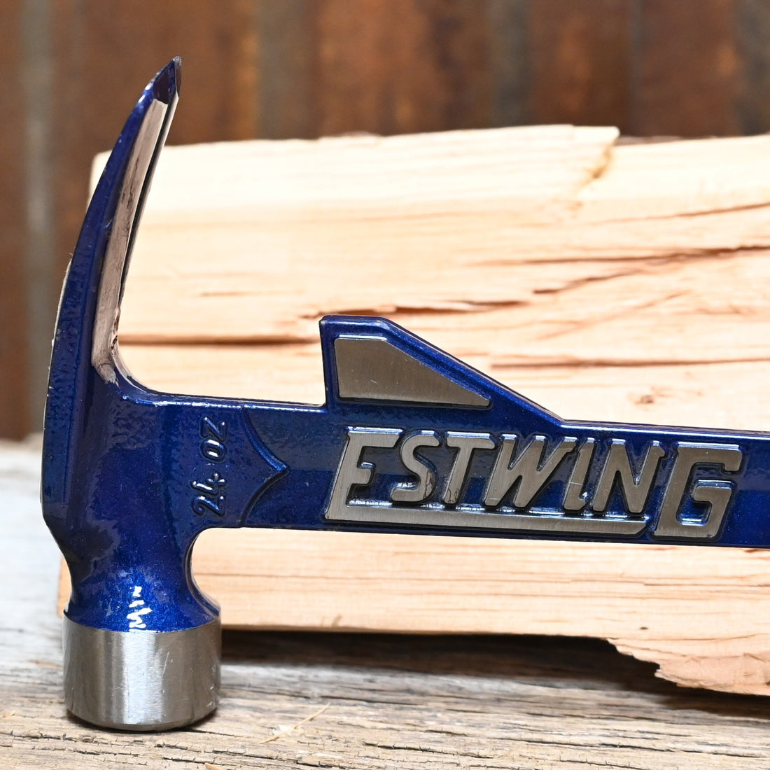 Estwing 24 oz Hammertooth hammer with milled face and forged steel design