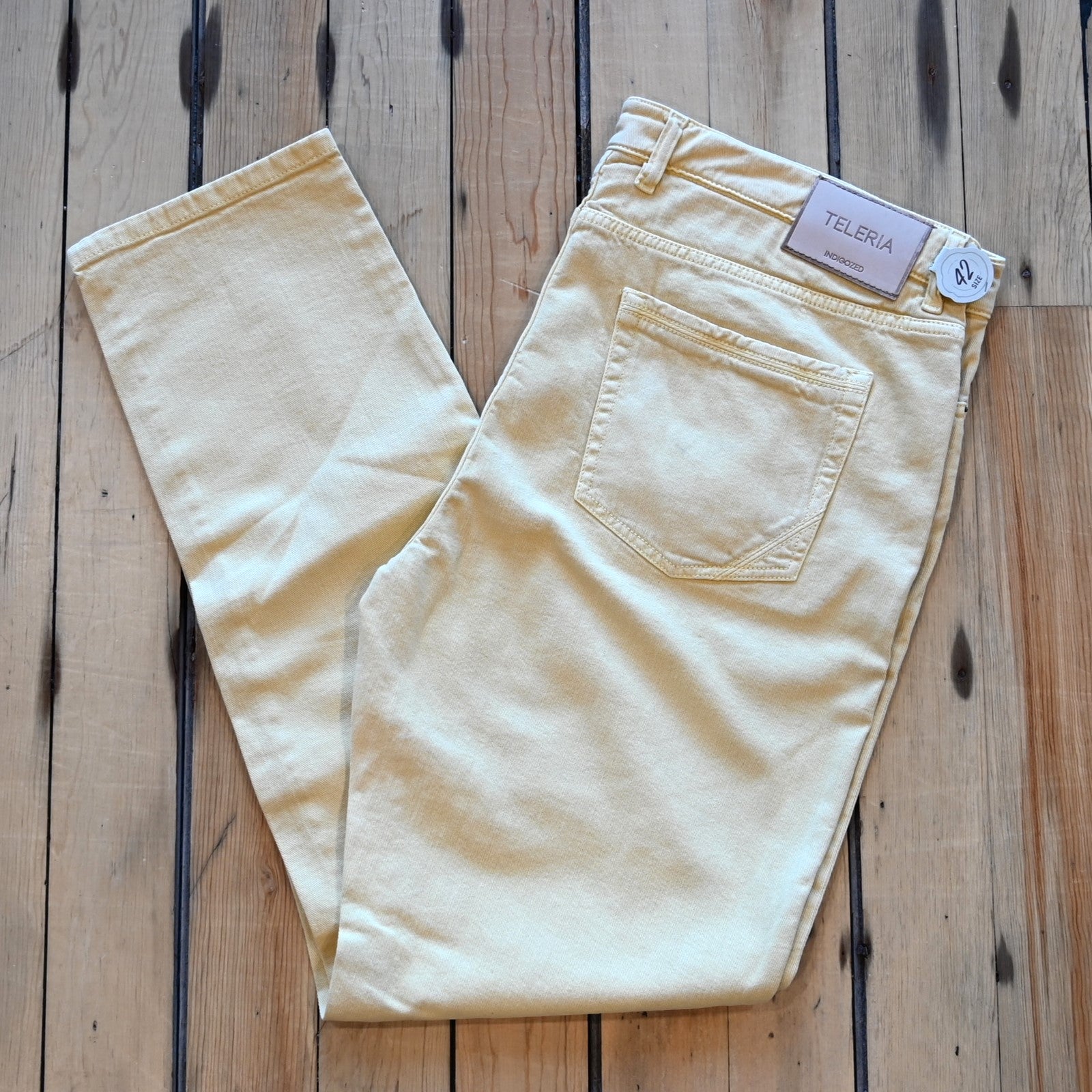 Teleria Zed 5 Pocket Jeans in Cobra soft Italian light yellow denim with classic five-pocket design