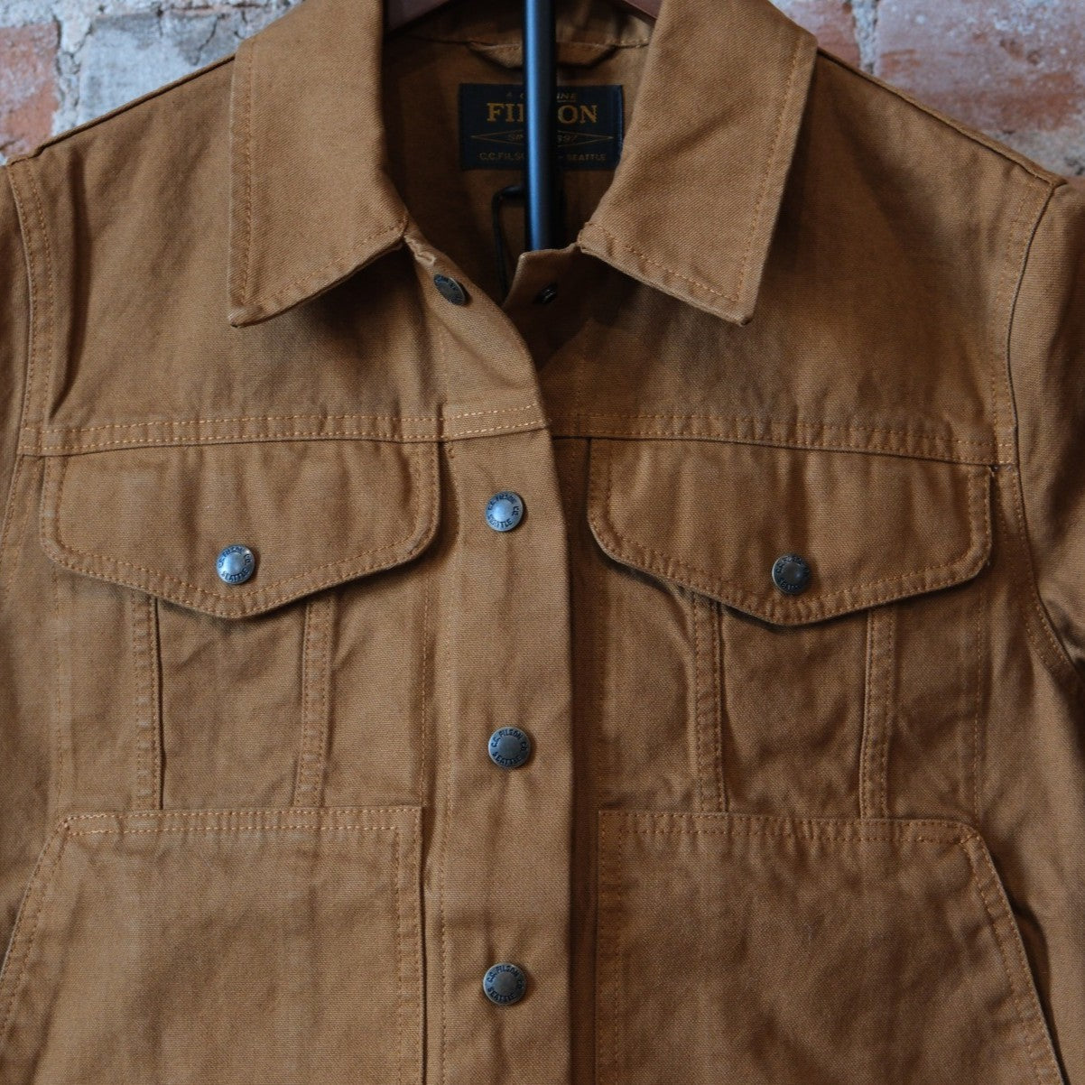 Filson Ladies Canvas Short Cruiser - Harvest Tan