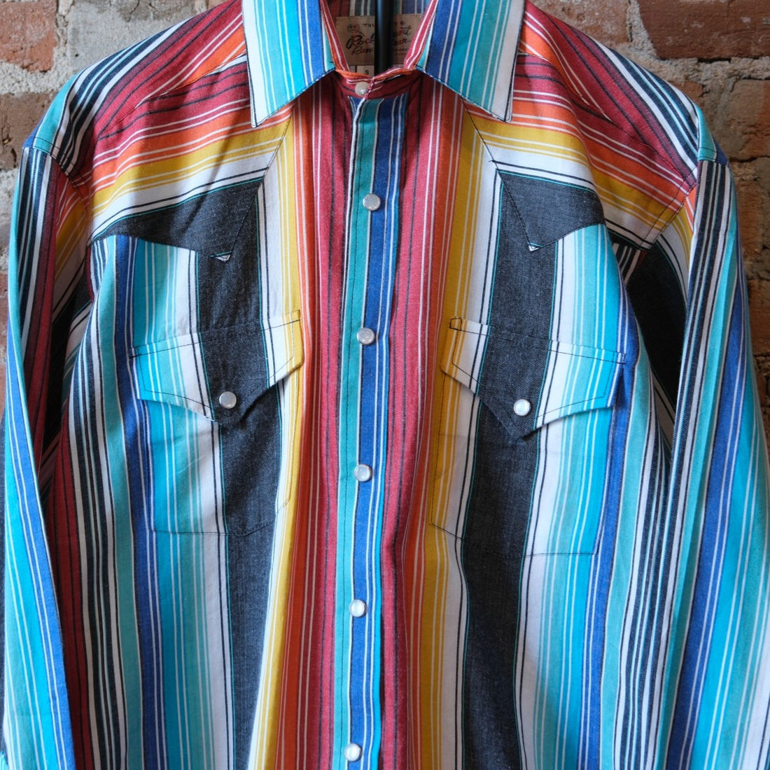 Rockmount Men’s Vintage Serape Stripe Western Shirt