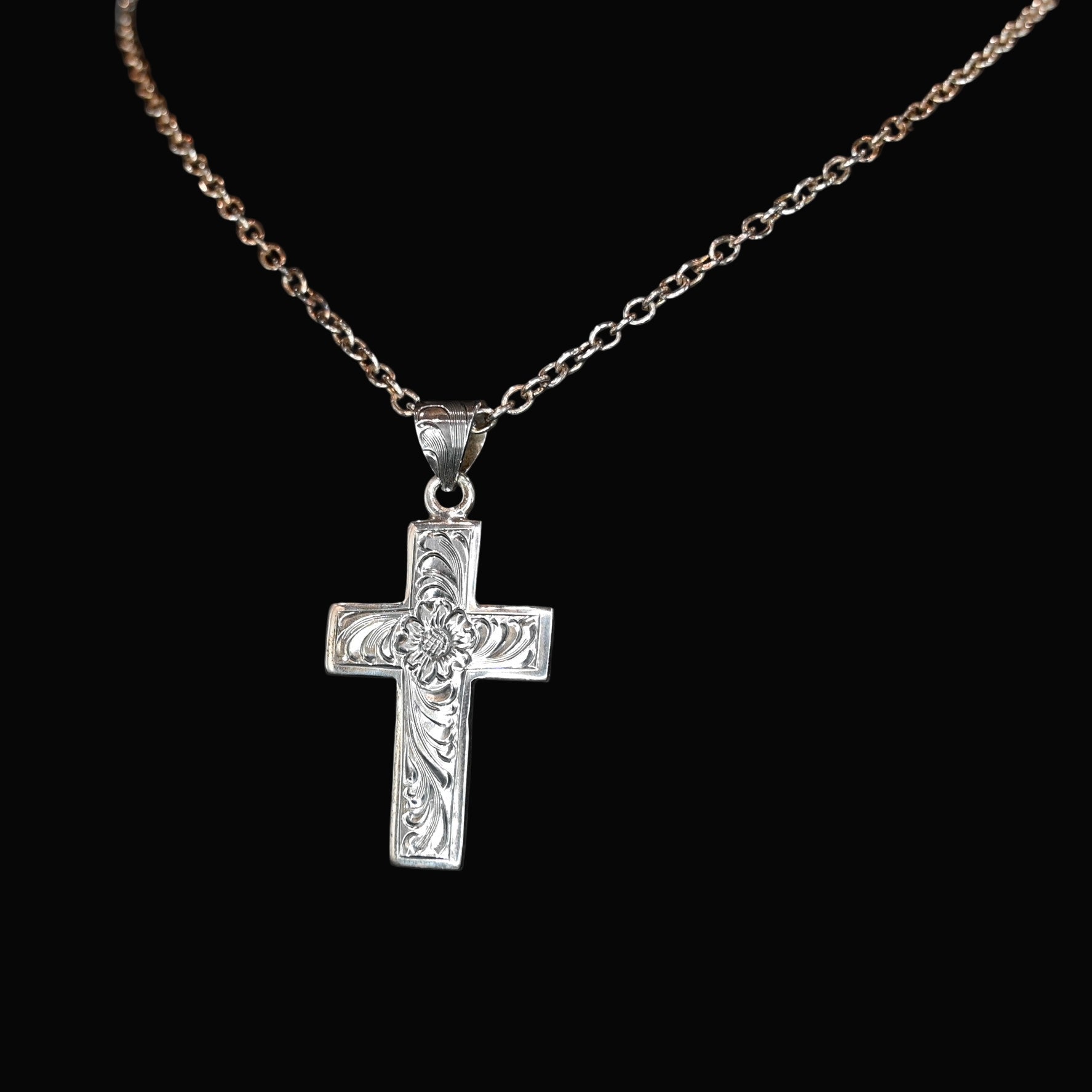Vogt San Angelo cross pendant in sterling silver with engraved detailing and smooth silver border