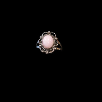 Sunwest Silver Sterling Silver and Pink Conch Shell Ring (Size 8)