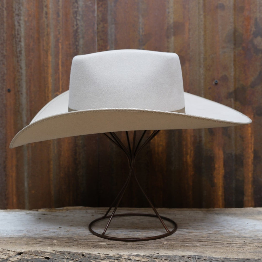 Serratelli 8X Silver Belly Silver Bullet Brick 4.25" Brim Bound Edge