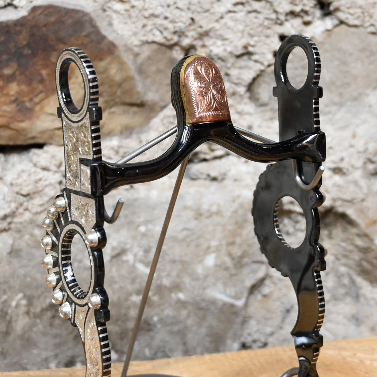 JT Silversmiths Santa Barbara cheek bit with Mona Lisa mouthpiece and hand-engraved silver inlay