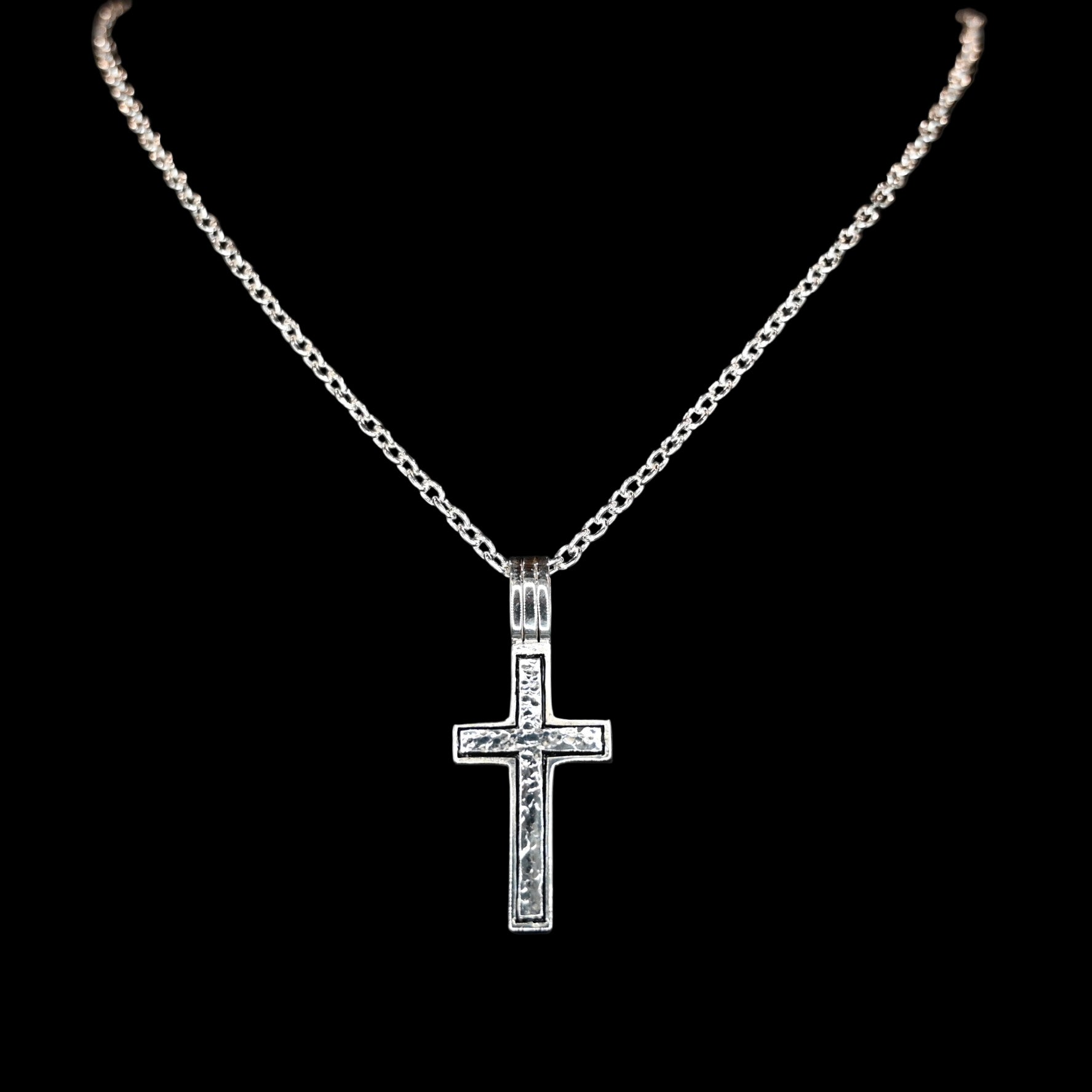 Vogt Silversmiths San Antonio Cross pendant in sterling silver, hammered design