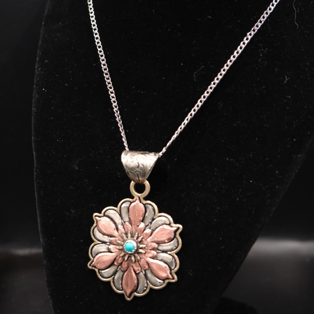 P Diamond Designs Copper and Gold Tone Flower Pendant - Turquoise