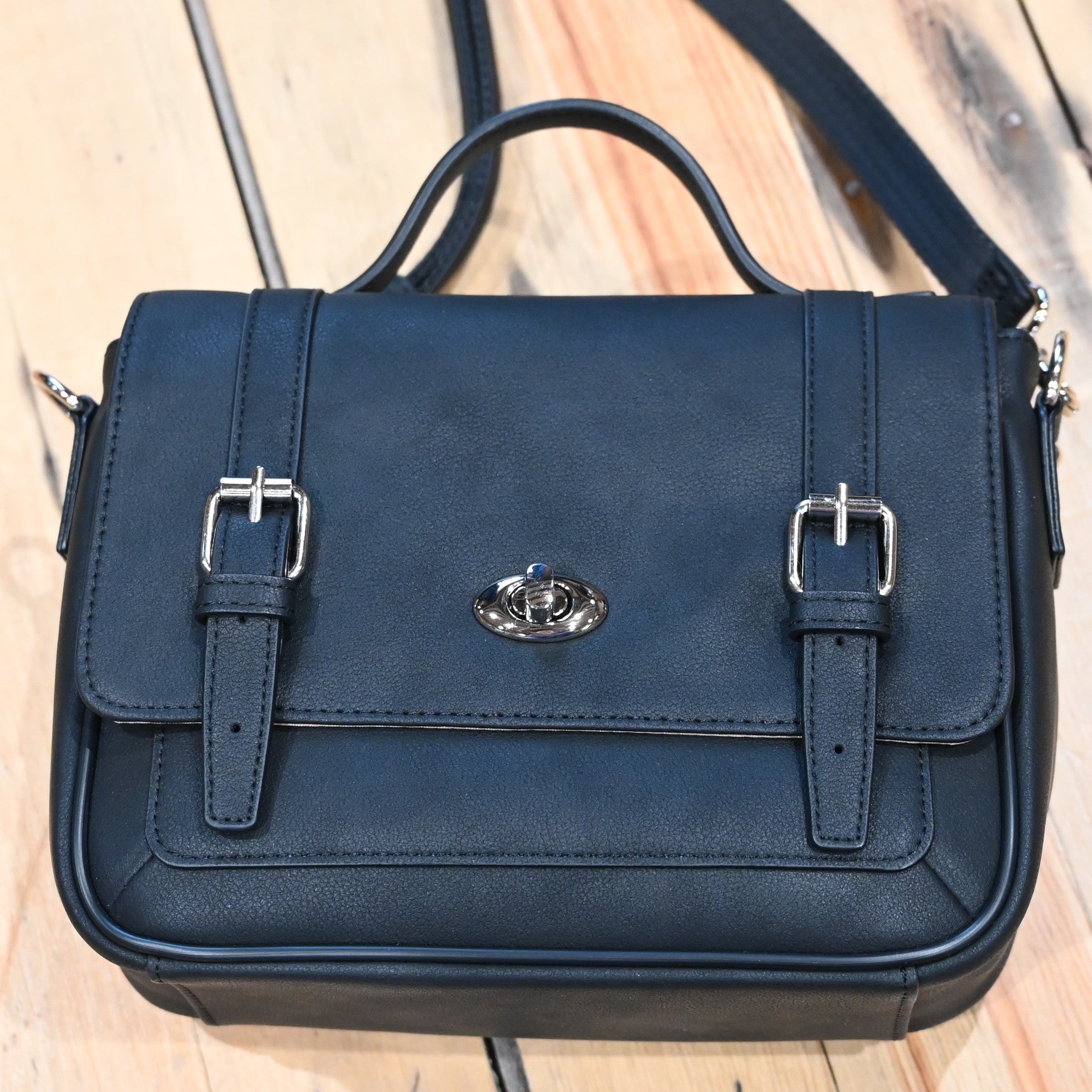 Black Gun Toten Mamas classic schoolgirl satchel crossbody conceal carry bag with toggle flap and adjustable strap