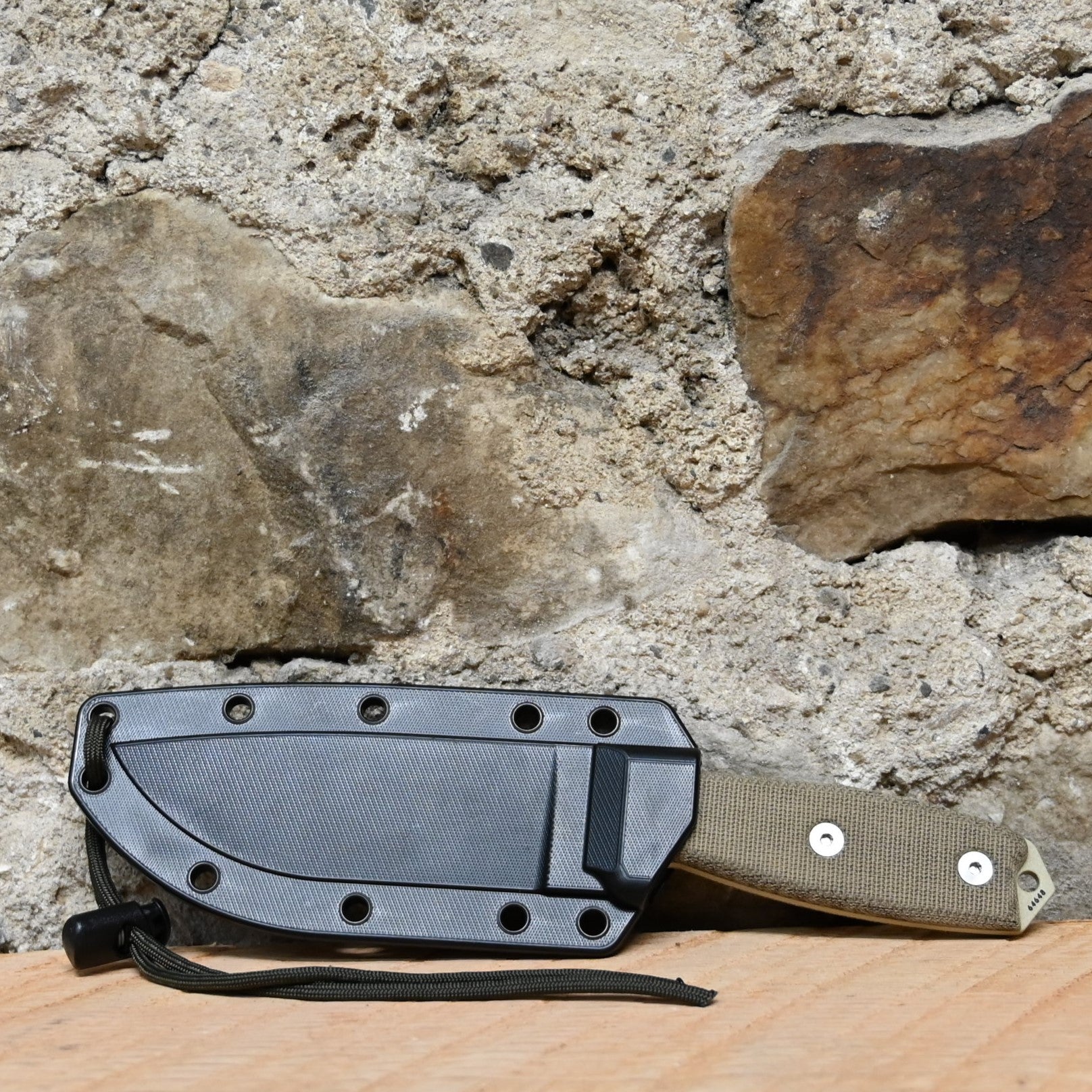 2018 Esee 3, Plain Edge, Desert Tan Blade, Od Sheath view of sheath