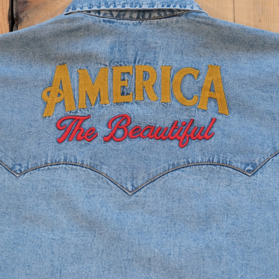 Rockmount Men’s USA 250th "America the Beautiful" Embroidered Western Shirt