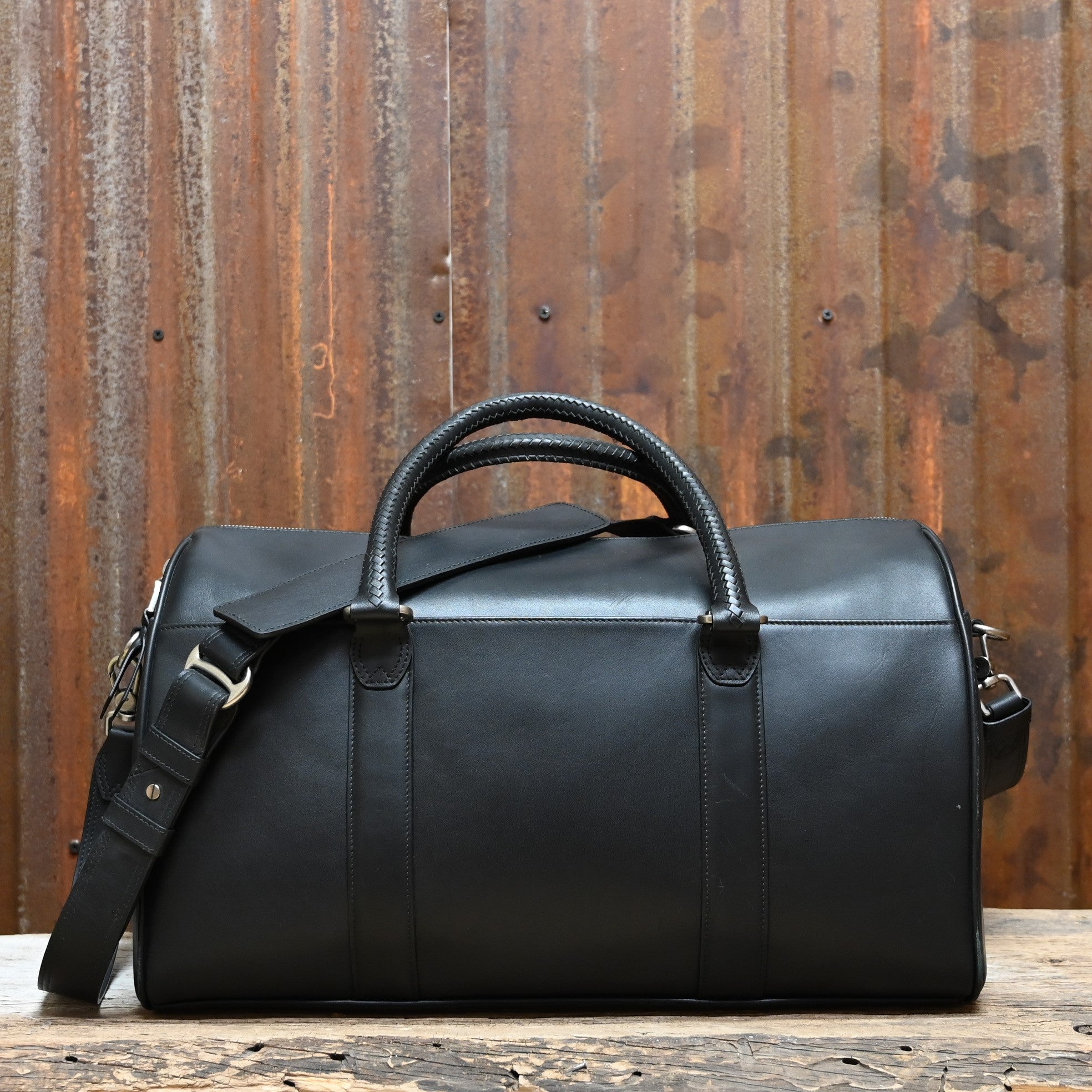 R.M. Williams Farrier Commuter Bag in black smooth-grain leather