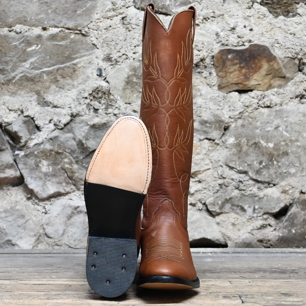 Olathe 17" brown mule leather polo boot with black and yellow toe bug