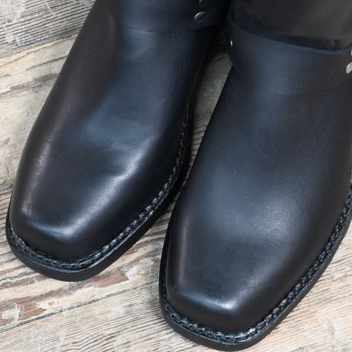 The Frye Company Men&