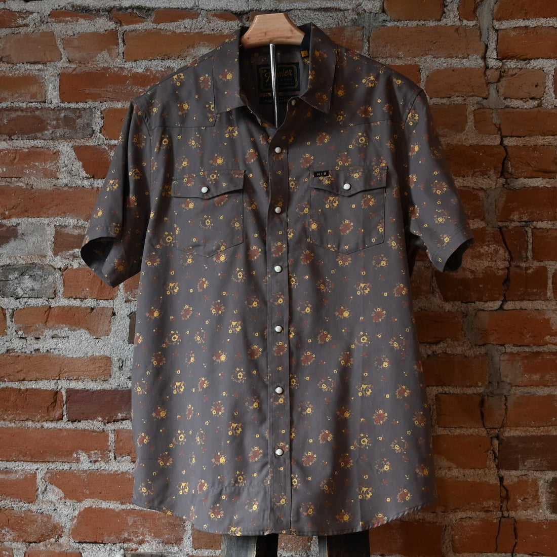 Howler Bros H Bar B Snapshirt in Bouquets Morel with pearl snaps and Western yoke detailing