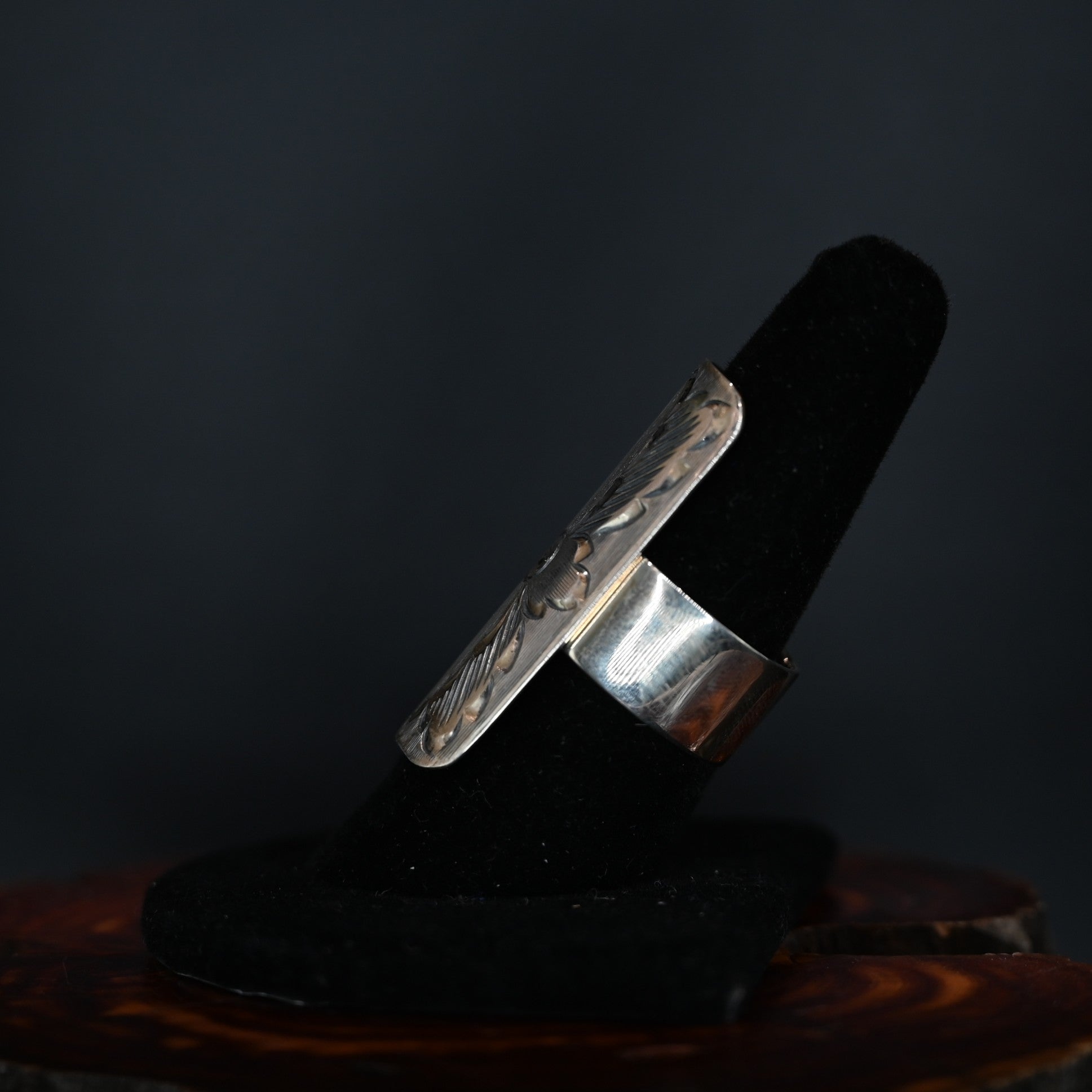 Vogt Silversmiths The Haven adjustable sterling silver ring with engraved design