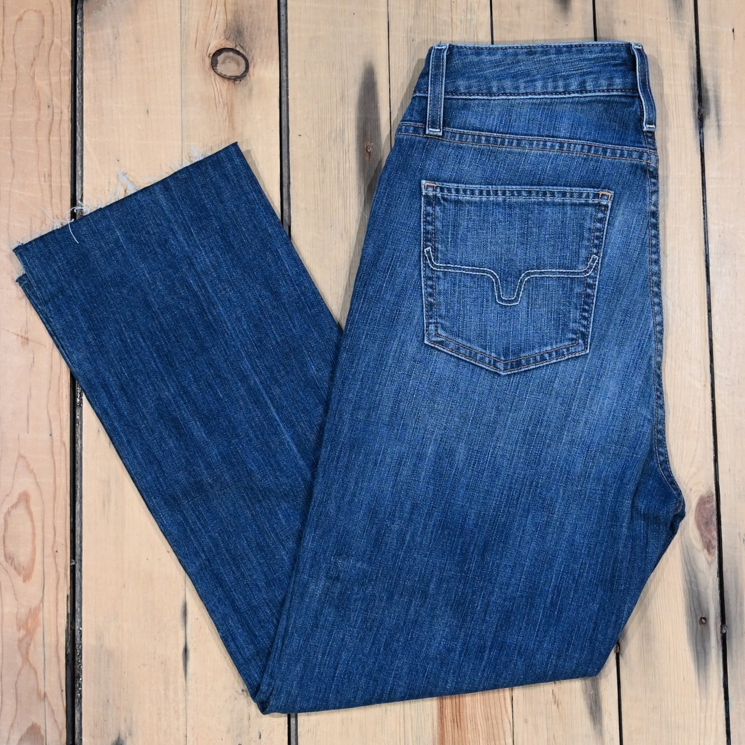 Kimes Ranch Monica Cropped Jeans in mid wash denim with high-rise cropped straight leg fit
