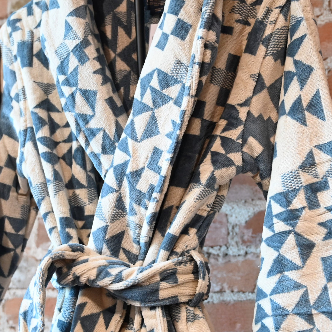 Pendleton Ladies cotton terry velour bathrobe in Blue Ridge pattern