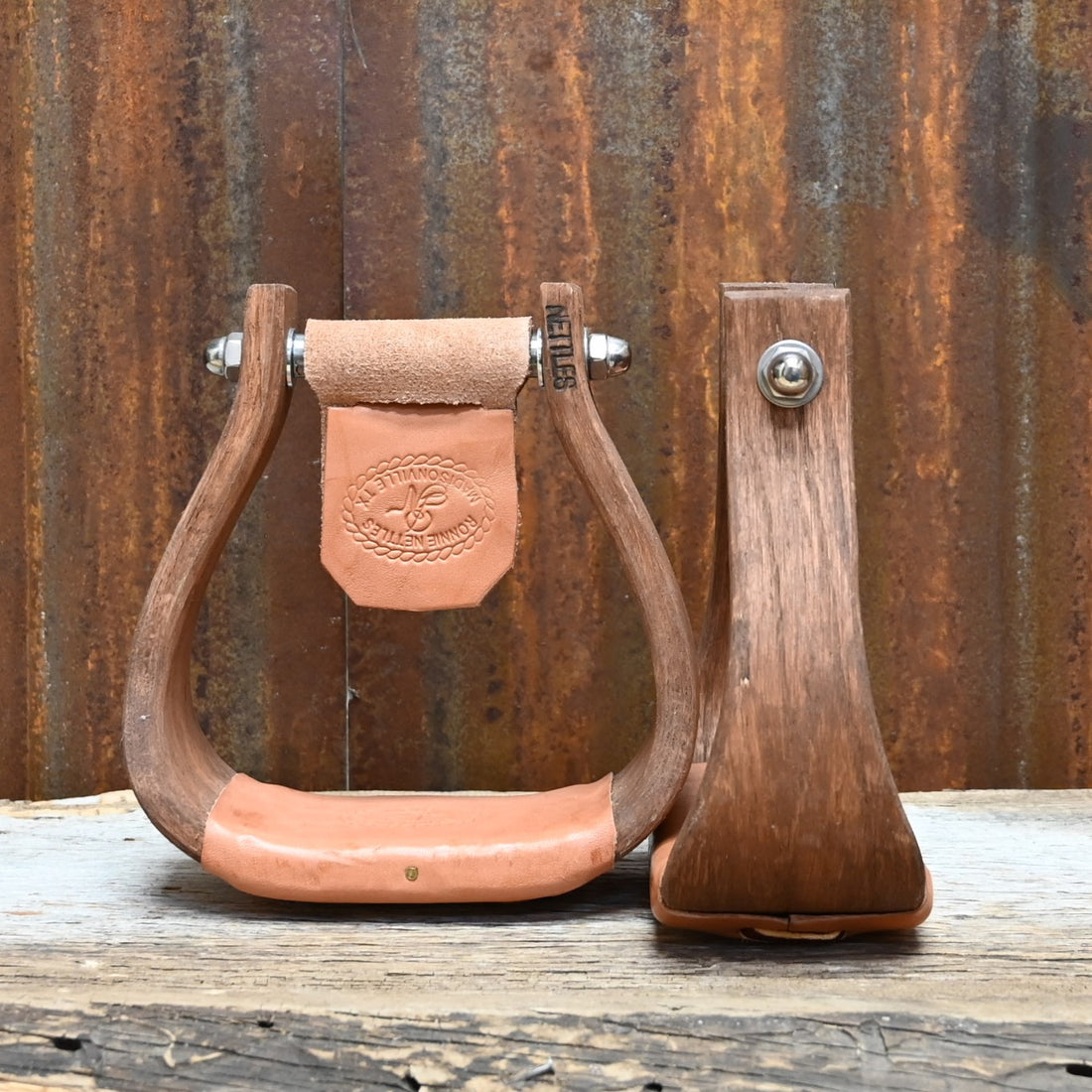 Nettles Stirrups 3 Inch Chisolm Overshoe Gunstock