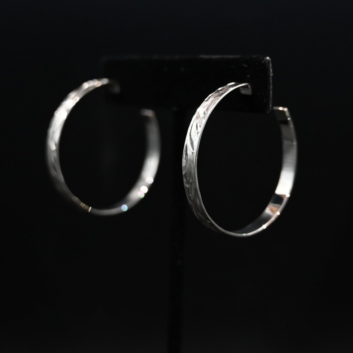 Vogt Silversmiths Clara Countryside Hoop