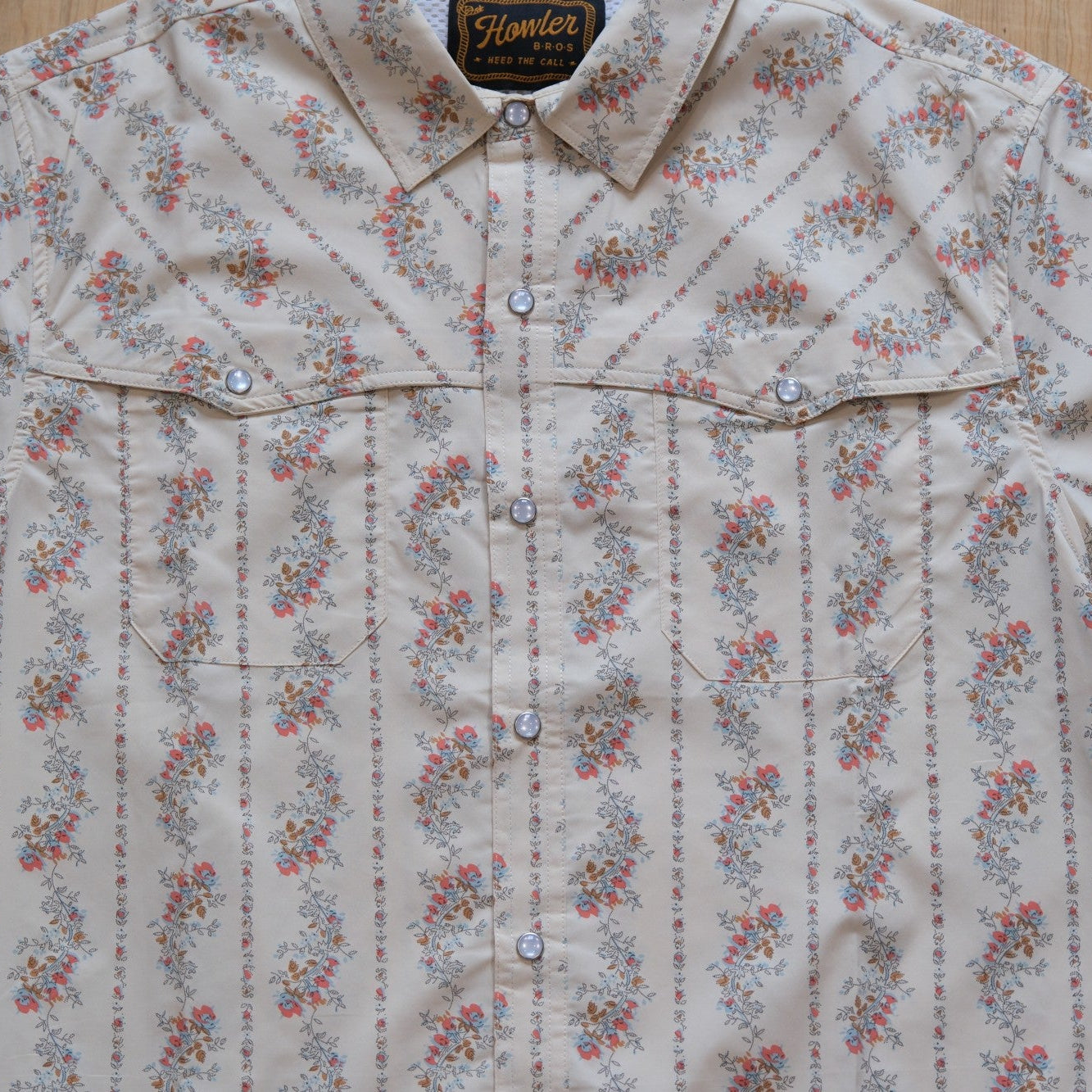 Howler Bros Open Country Tech Shirt in Grampa&