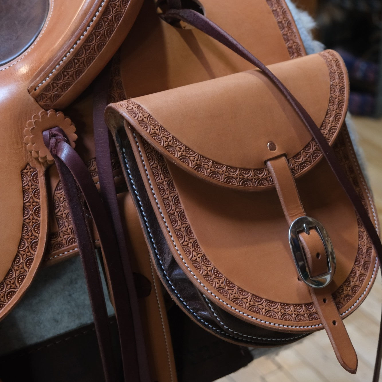 Deeter Custom Saddlery Lightweight Trail Saddle - 15"