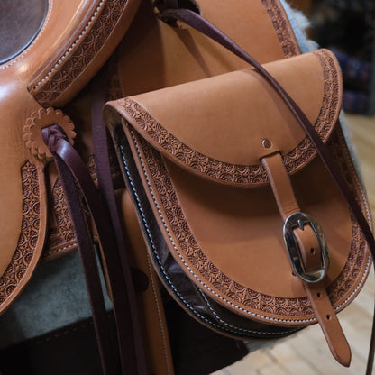 Deeter Custom Saddlery Lightweight Trail Saddle - 15"
