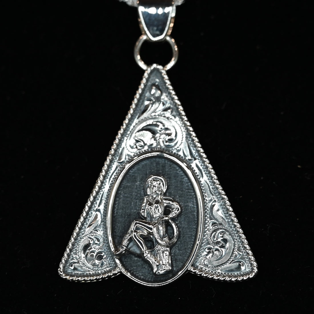 Vogt Silversmiths Mabel pendant sterling silver portrait with scroll detailing