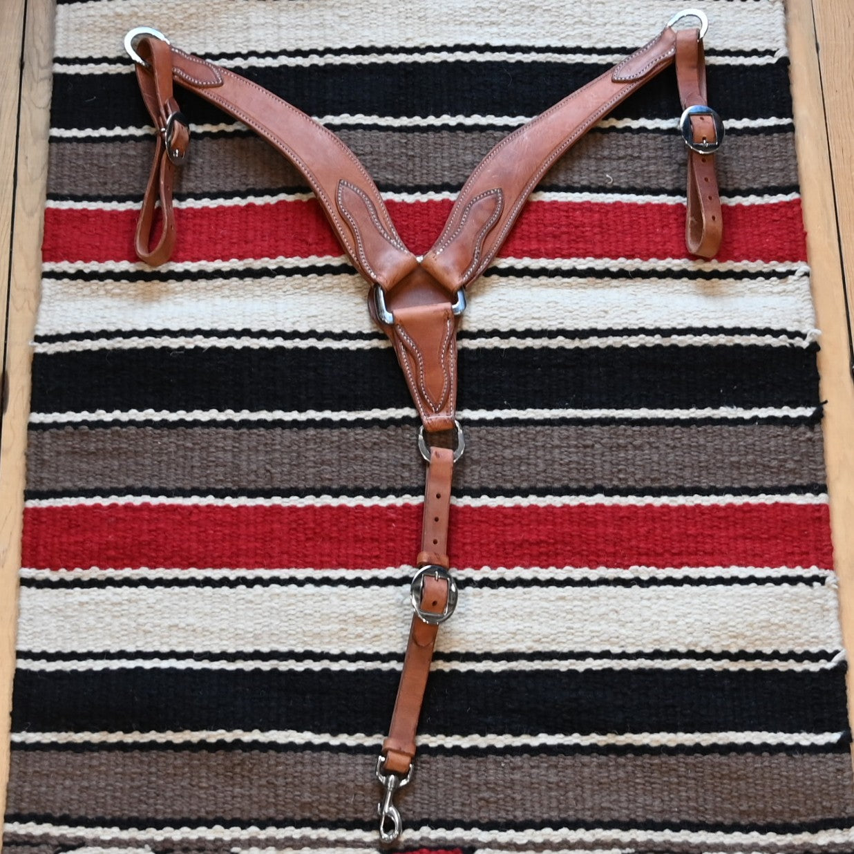 Berlin Custom Leather 2 1/2 inch roper-style leather breast collar