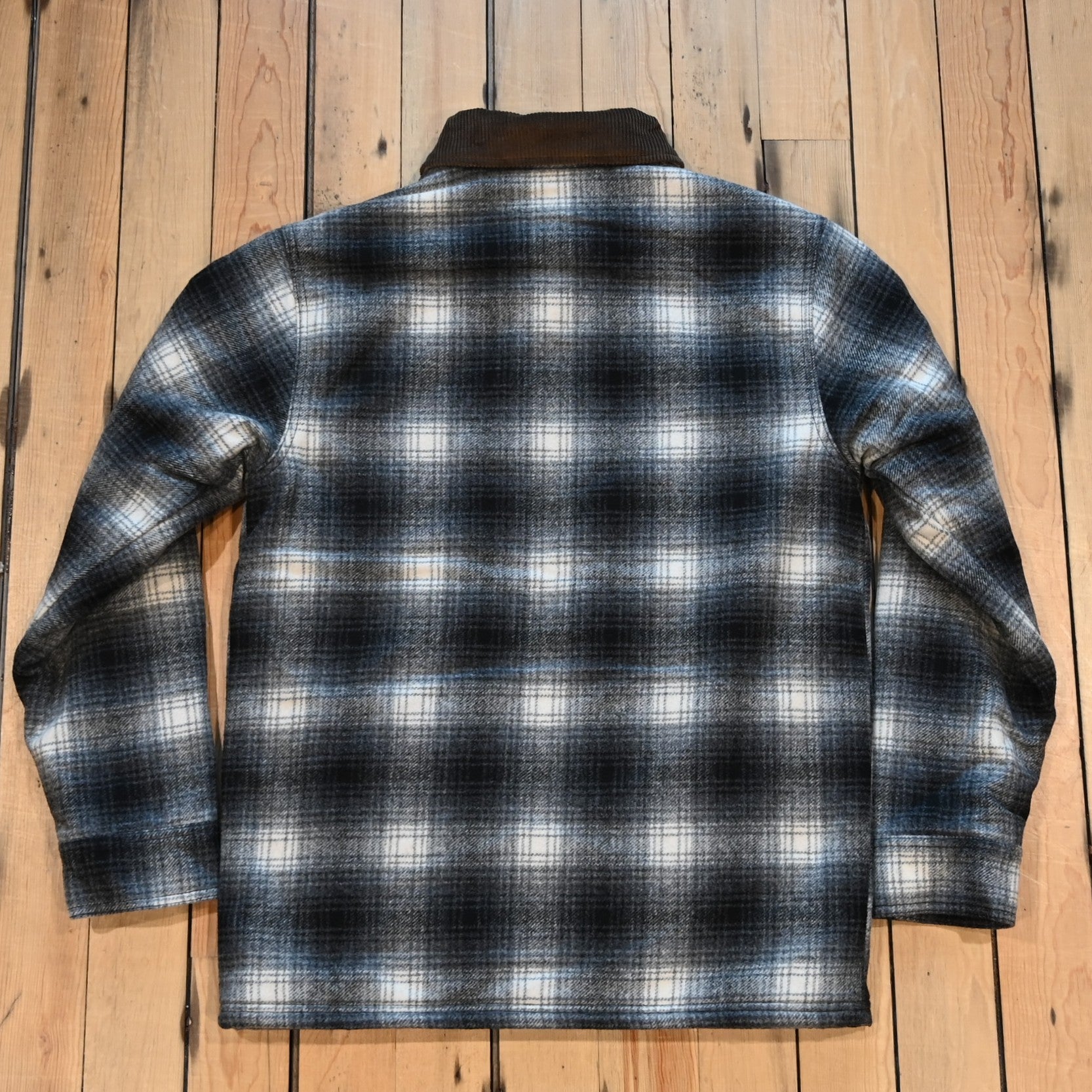 Filson Spokane Insulated Cruiser Jacket in charcoal ombre wool-blend with front snap pockets