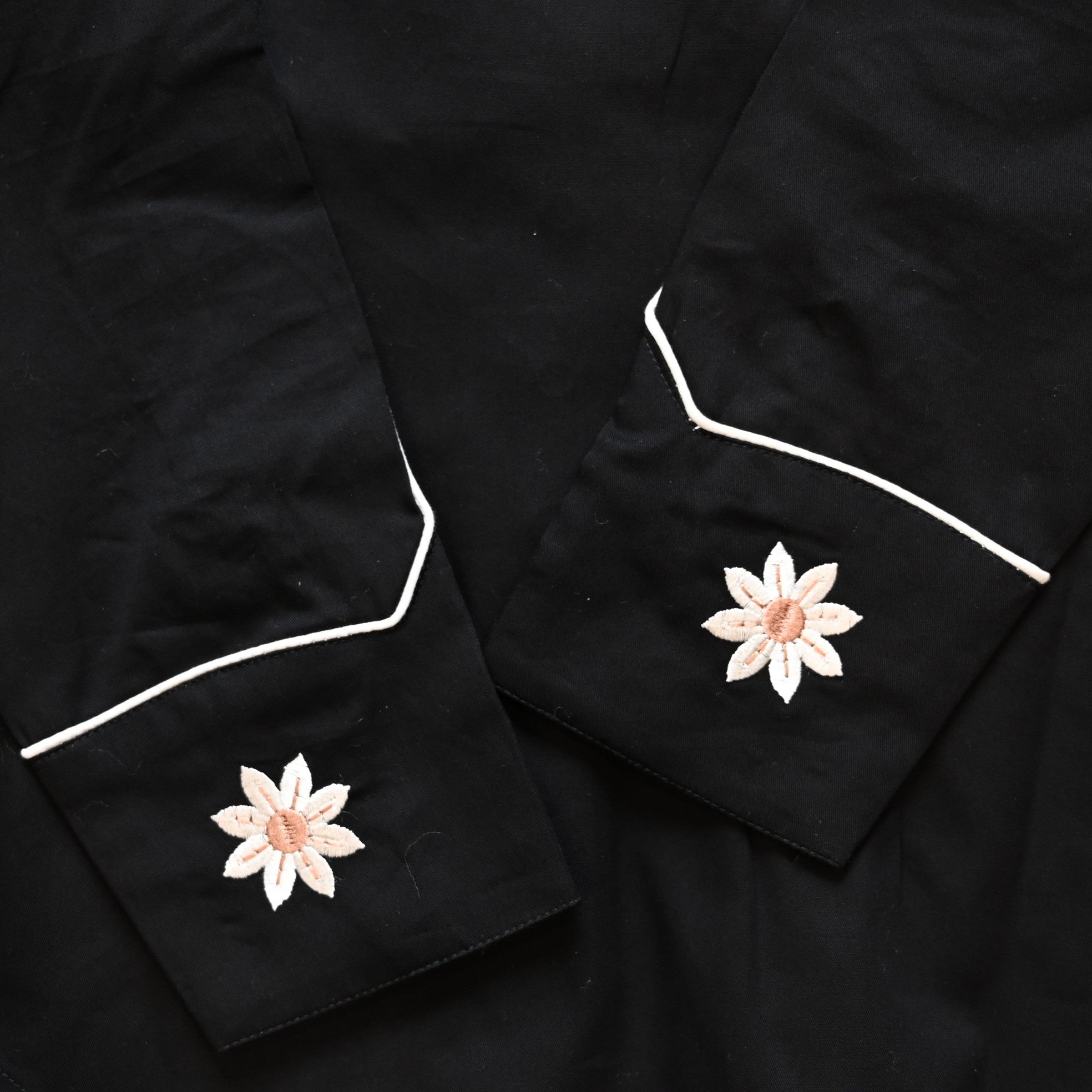 Rockmount ladies black Western shirt with horse embroidery and snap buttons