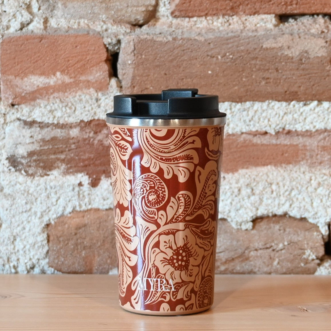 Myra Western Trail Brew stainless steel mug in brown baroque