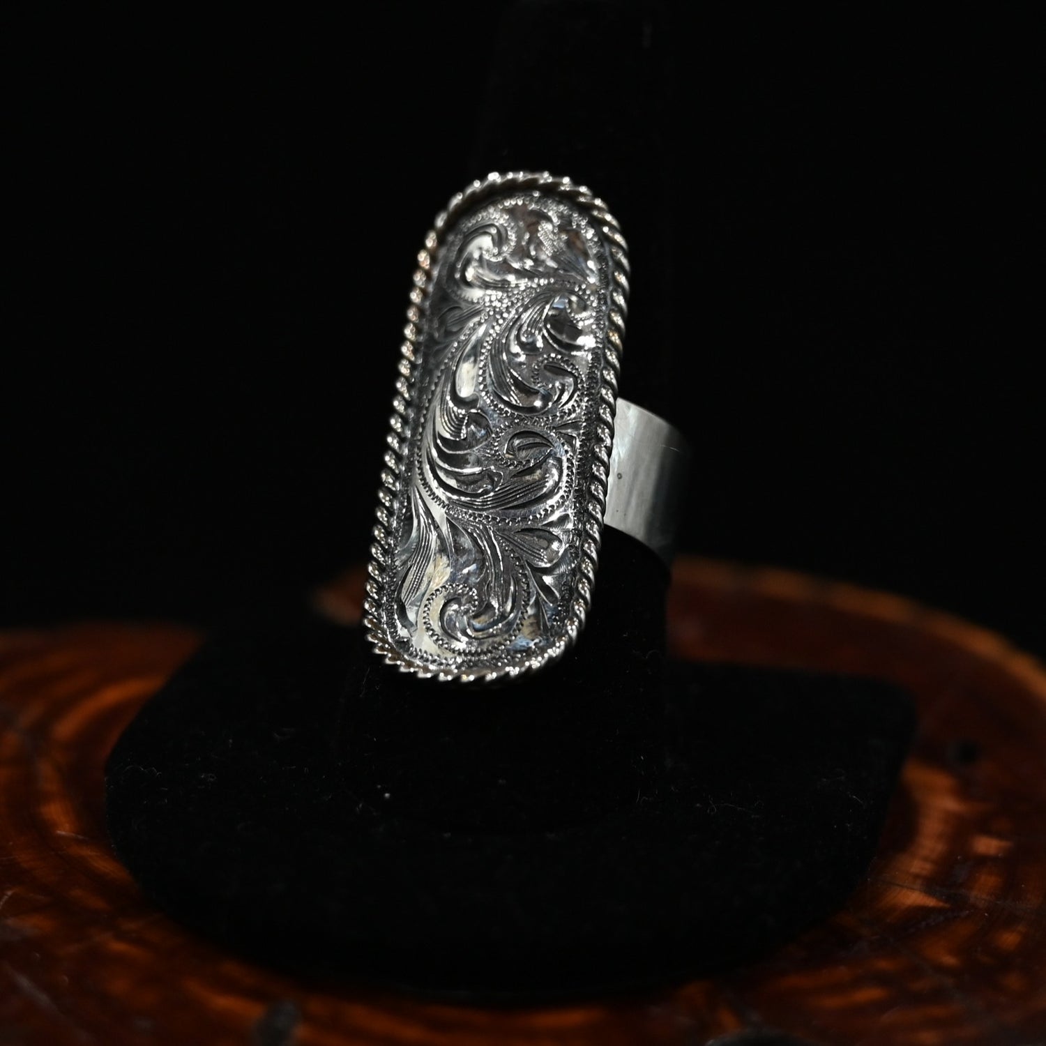 Vogt Abigail sterling silver adjustable ring with engraved design and rope-edge border
