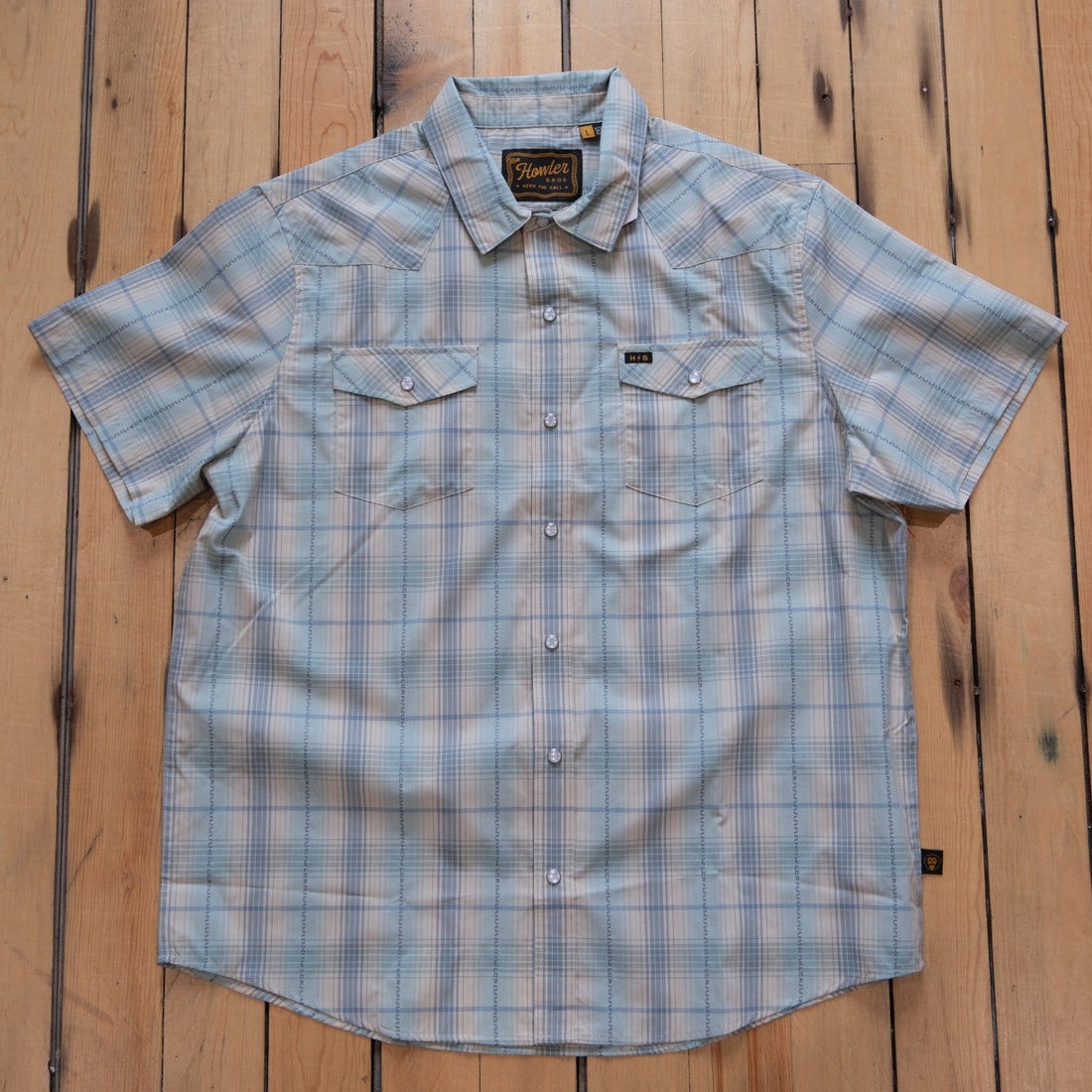 Howler Bros H-Bar-B Snapshirt in Prairie Plaid: Seafoam.