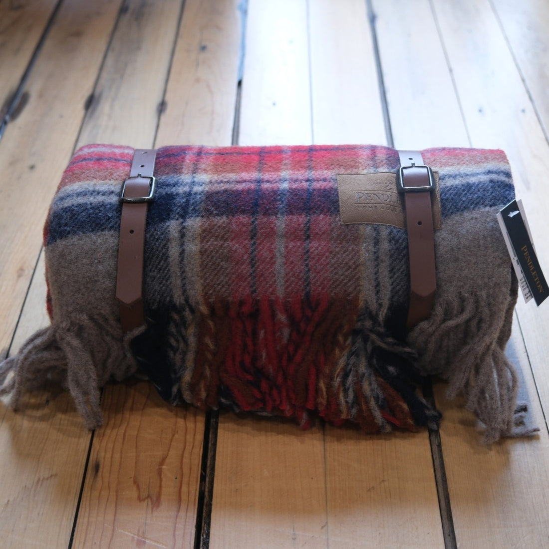 Pendleton Motor Robe with Carrier in Vintage Dress Stewart