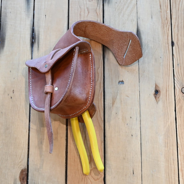 Type Ranch Tool Ranch Tools – Hay Hooks, Shovels, Horse Gear – Atomic 79