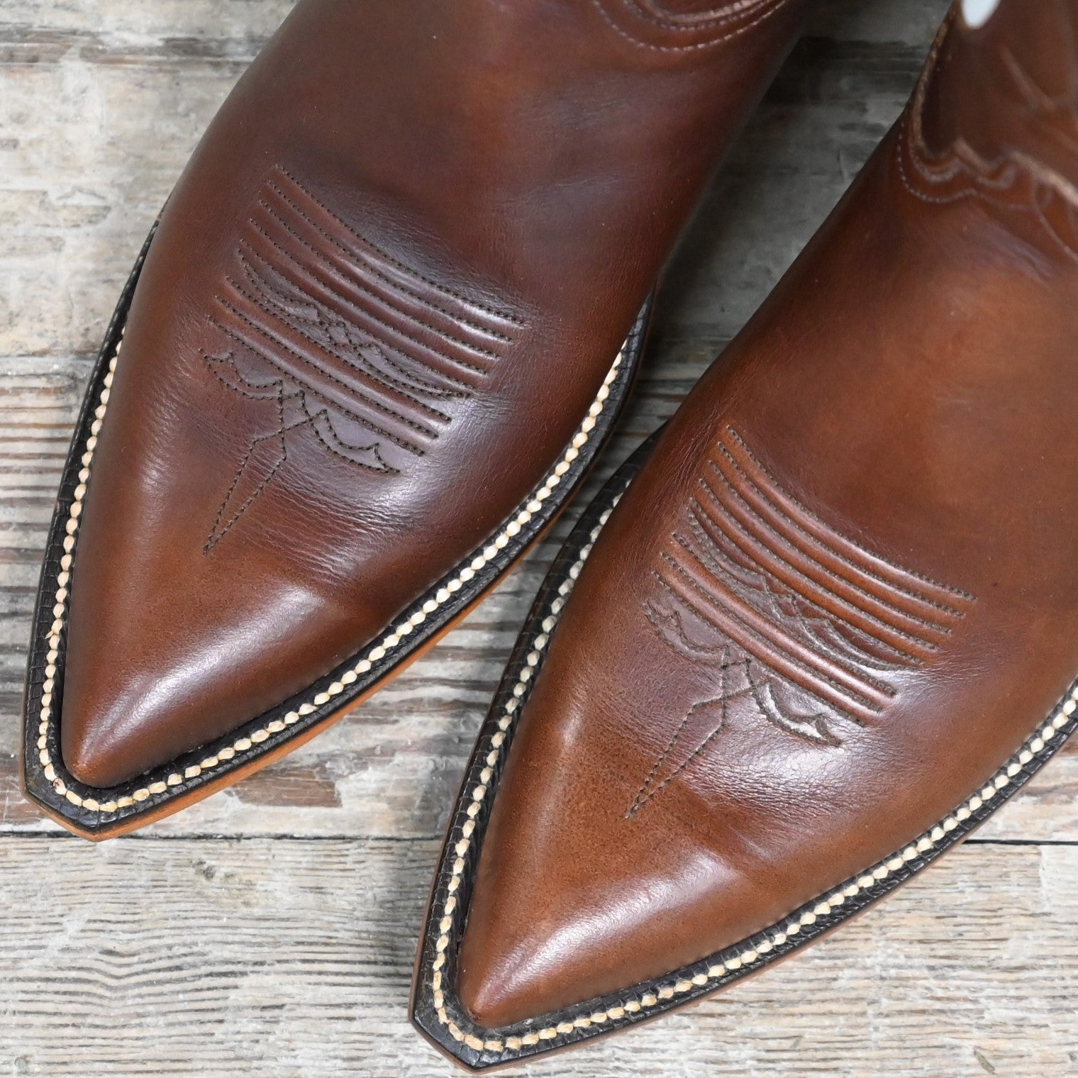 Lucchese Ladies 12-inch honey calf leather boot with shooting-star inlay and pointed square toe