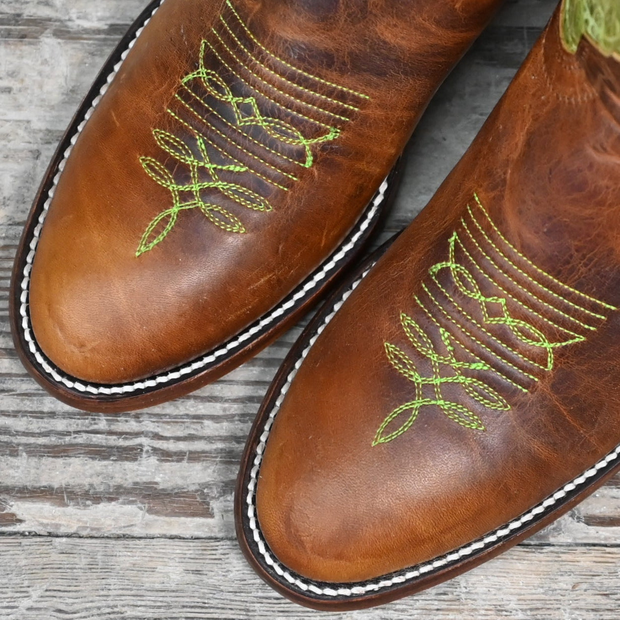 View of Hondo 16&quot; cowboy boot with lime crater top, tan waxy vamp, pull holes, and spur ledge