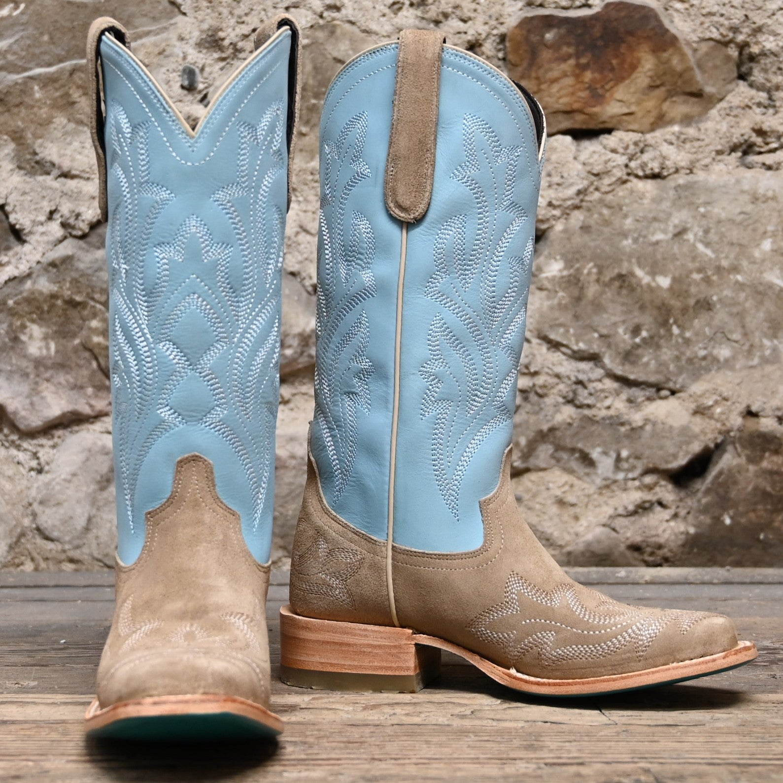 View of front and side