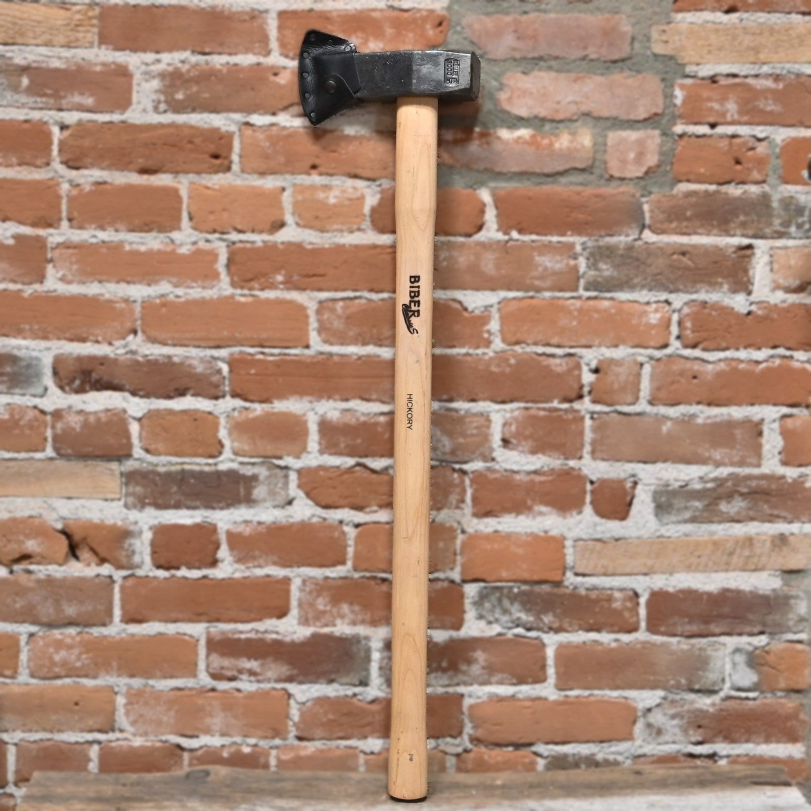 Muller Hammerwerk Splitting maul 3000g, hickory handle CLASSIC-S view of axe