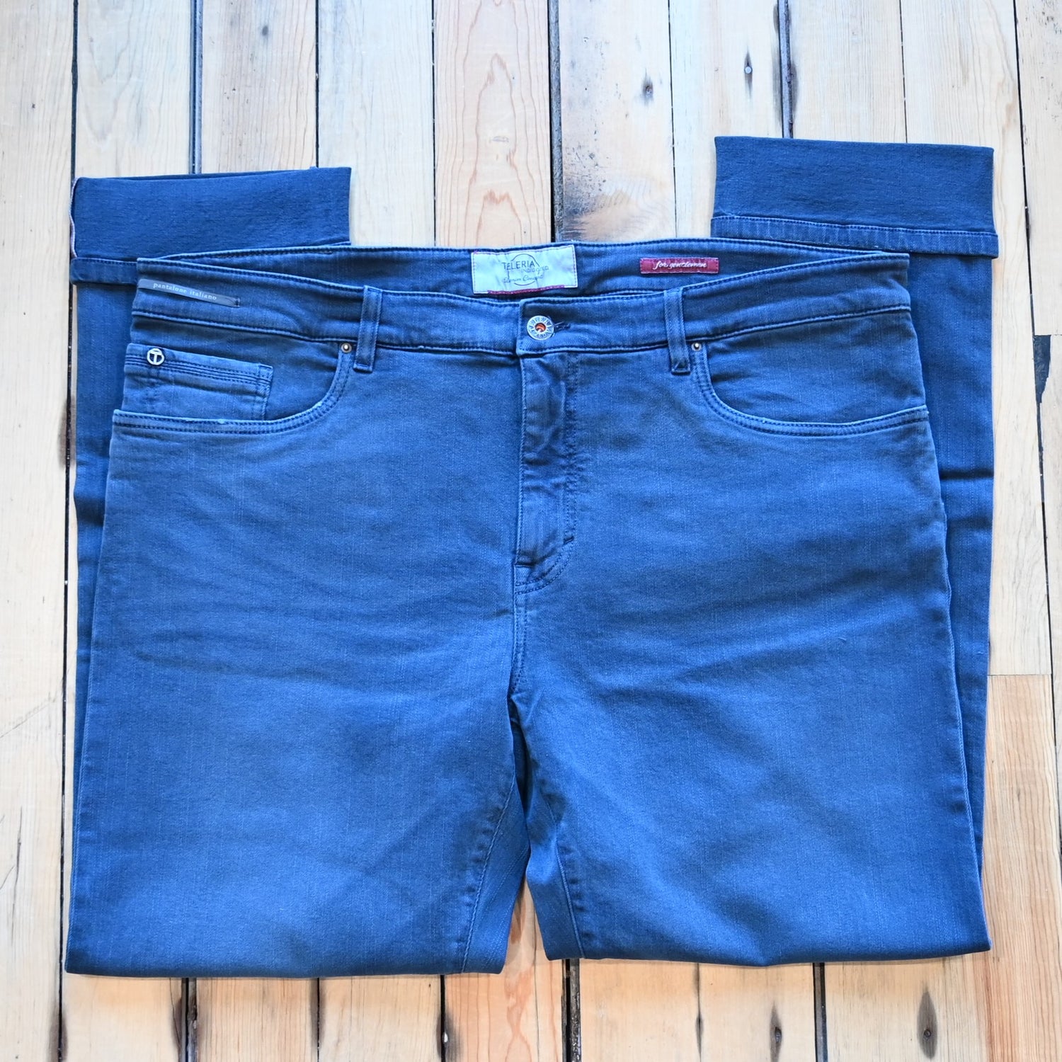 Teleria Zed 5 Pocket Jeans in B. Oxford soft Italian denim with modern tailored fit