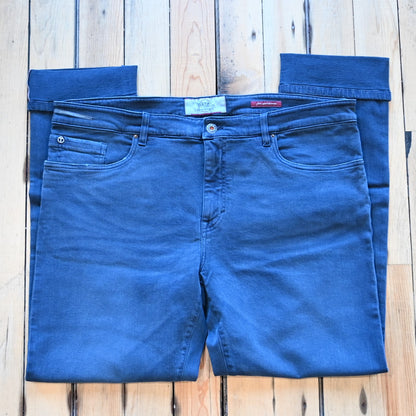 Teleria Zed 5 Pocket Jeans in B. Oxford soft Italian denim with modern tailored fit
